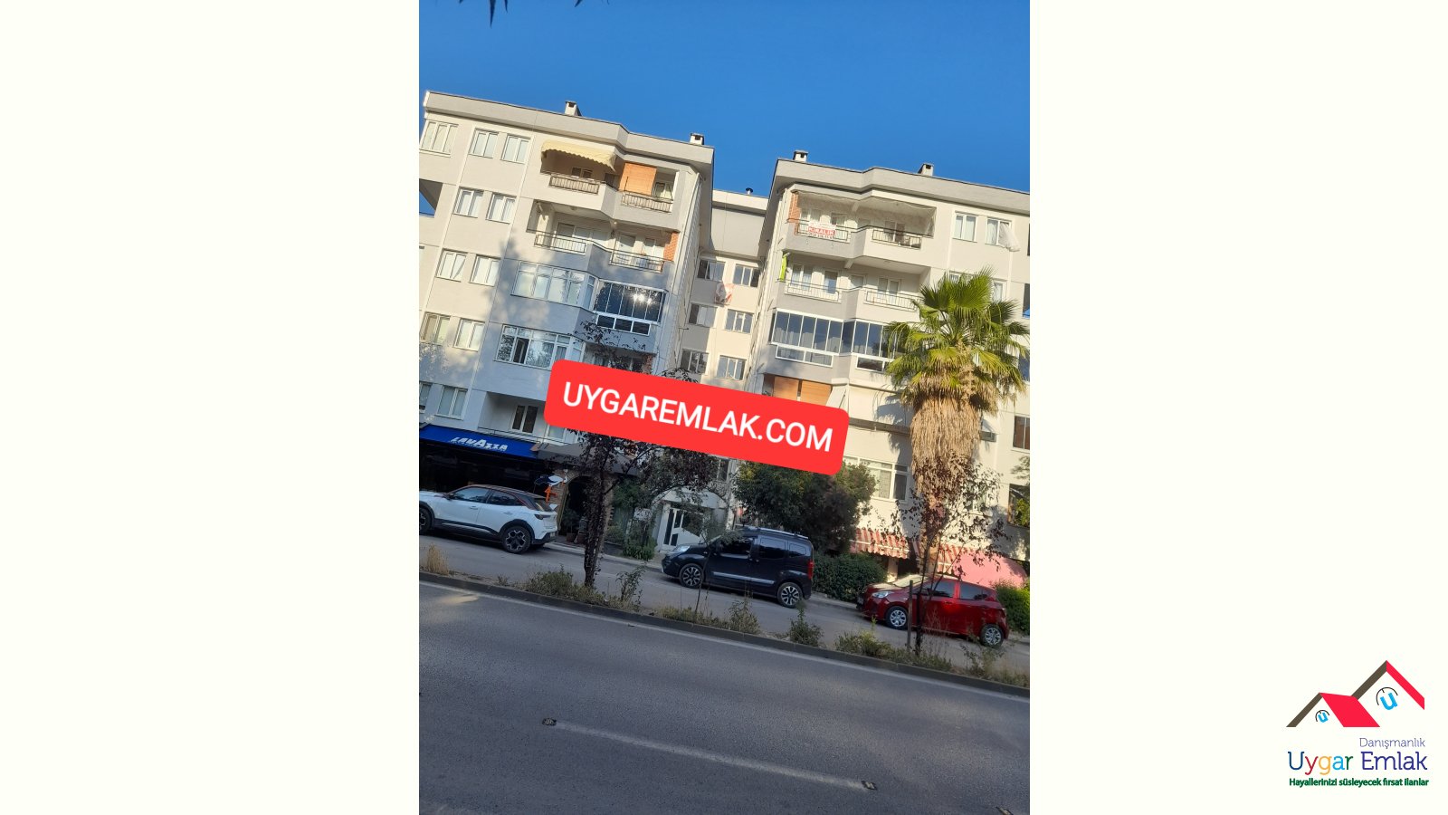 GAZI CAD KİRALIK DAIRE NESRIN FUATBURSALI OKUL YANIDIR 3+1 KOMBILİ DIR GENİS BALKONLUDUR ASANSÖRLÜDÜR